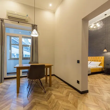 Appartement Maidan Area *